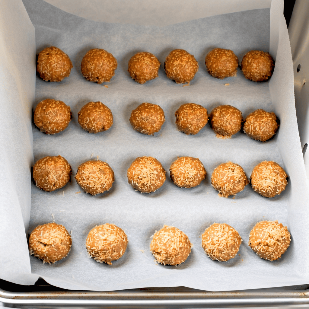 Healthy No-Bake Chocolate Coconut Energy Bites Recipe